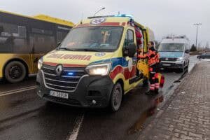 Potrącenie na Bytomskiej. 76-letni senior z obrażeniami głowy trafił do szpitala!