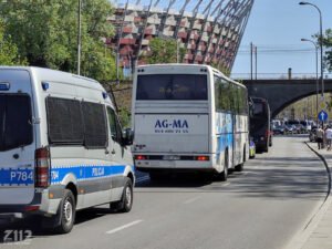 GÓRNIK ZABRZE W DRODZE PO PUCHAR! Trwa policyjne zabezpieczenie przed wielkim finałem na Narodowym
