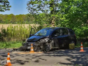 Poważne utrudnienia na Składowej z Handlową. Zderzenie dwóch pojazdów! [ZDJĘCIA]